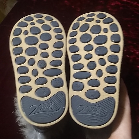 Comfy kids fur boot size 7 - Picture 5 of 11